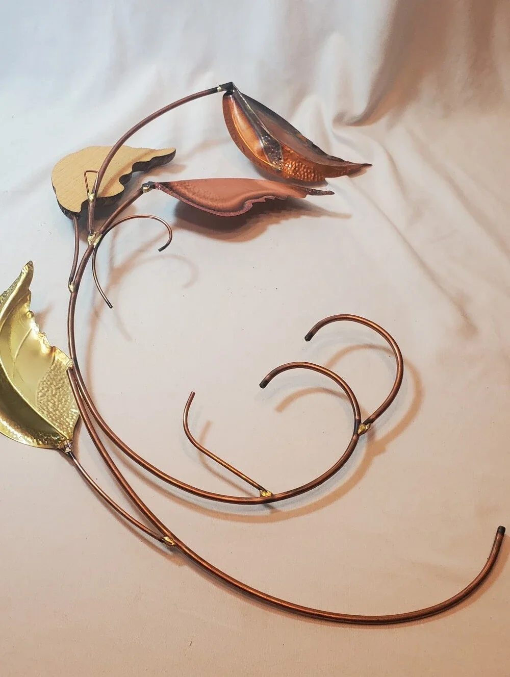 Metal & Wood Vintage Leaves Wall Hanging Brass & Copper MCM 19
